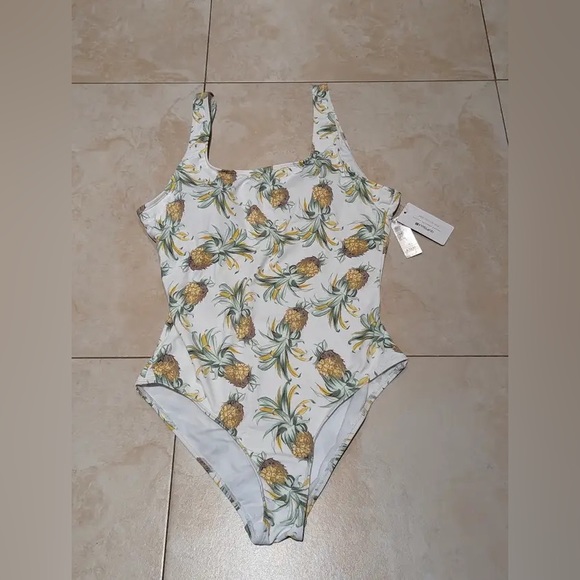 QUINTSOUL - BV PRIVATE LABEL PINEAPPLE MOOD Open Back One-piece Swimsuit SIZE M - Picture 2 of 10
